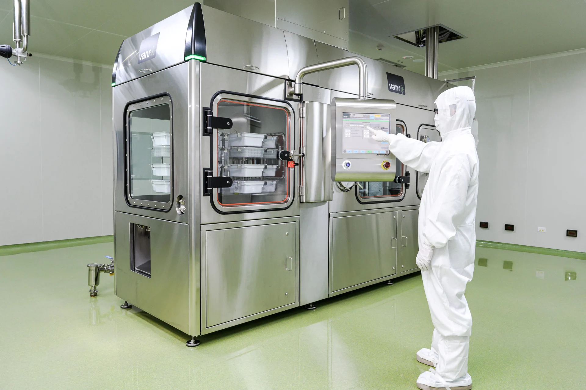 Figure 1. Amaran Biotech Successfully Introduces the First Fully-automated Aseptic Filling Line in Taiwan.